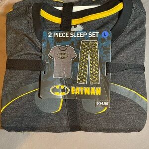 NWT Men’s Batman 2 piece Sleep Pajama Set Large